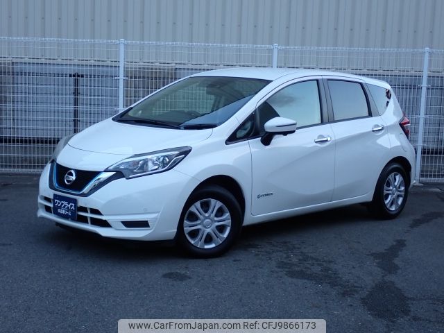 nissan note 2018 -NISSAN--Note DAA-HE12--HE12-215863---NISSAN--Note DAA-HE12--HE12-215863- image 1