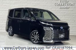 toyota voxy 2023 quick_quick_6AA-ZWR90W_ZWR90W-0133112