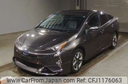 toyota prius 2016 -TOYOTA--Prius ZVW55-8033162---TOYOTA--Prius ZVW55-8033162-