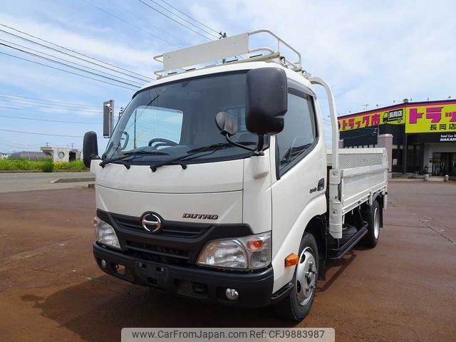 hino dutro 2014 GOO_NET_EXCHANGE_1230336A30240604W002 image 1