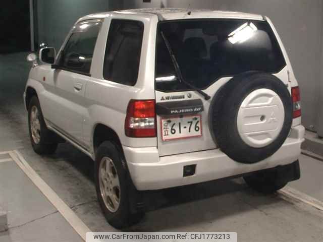 mitsubishi pajero-io 2000 CFJ1773213 image 2