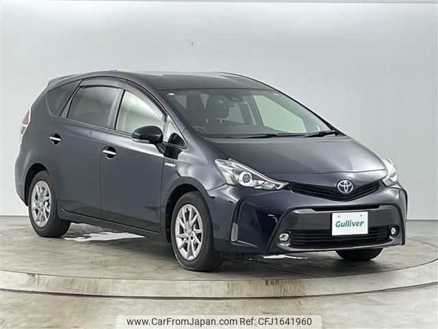 toyota prius-α 2018 CFJ1641960 image 1