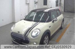 mini mini-others 2016 quick_quick_DBA-XM15_WMWXM520302D02125