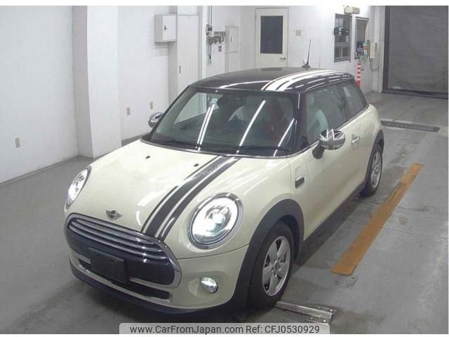 mini mini-others 2016 quick_quick_DBA-XM15_WMWXM520302D02125 image 1