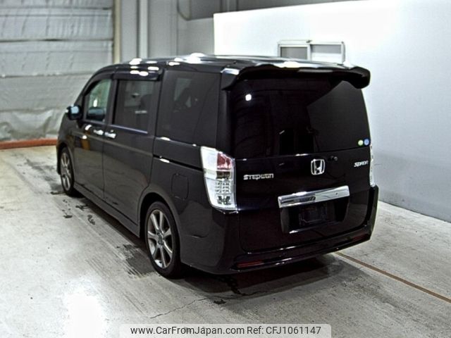 honda stepwagon 2010 -HONDA--Stepwgn RK5-1101742---HONDA--Stepwgn RK5-1101742- image 2