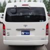 toyota hiace-wagon 2012 GOO_JP_700120021230250602001 image 6
