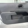 mazda familia-van 2016 CMATCH_U00049076721 image 30