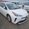 toyota prius 2019 quick_quick_DAA-ZVW55_ZVW55-6010979 image 2