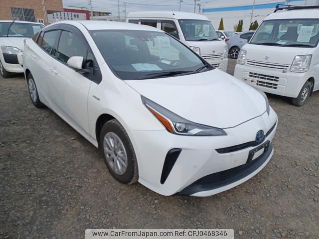 toyota prius 2019 quick_quick_DAA-ZVW55_ZVW55-6010979 image 2