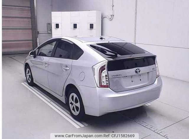 toyota prius 2014 CFJ1582669 image 2