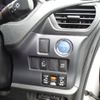 toyota voxy 2015 CFJ1617873 image 10