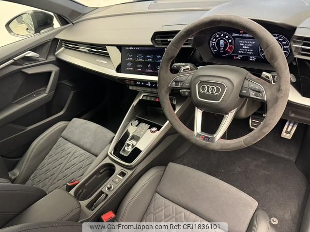 audi rs3 2024 CFJ1836101 image 2