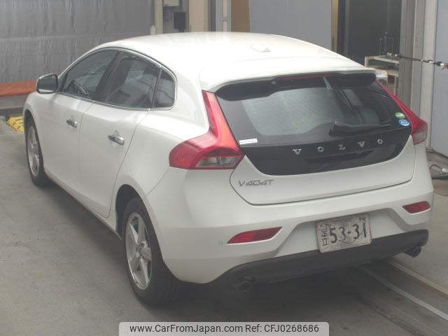 volvo v40 2014 -VOLVO--Volvo V40 MB4164T-E2158401---VOLVO--Volvo V40 MB4164T-E2158401- image 2