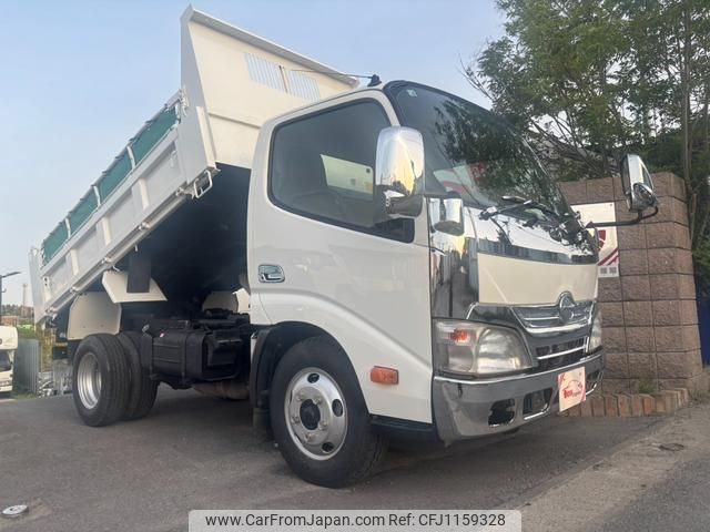 hino dutro 2014 GOO_NET_EXCHANGE_0507574A30250516W001 image 1