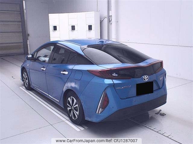 toyota prius-phv 2017 -TOYOTA--Prius PHV ZVW52-3014628---TOYOTA--Prius PHV ZVW52-3014628- image 2