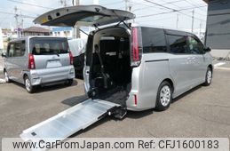 toyota noah 2018 CFJ1600183
