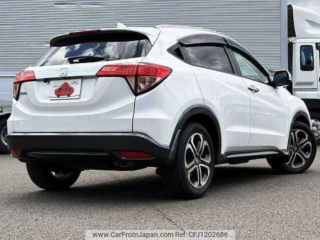 honda vezel 2015 504928-930229 image 2