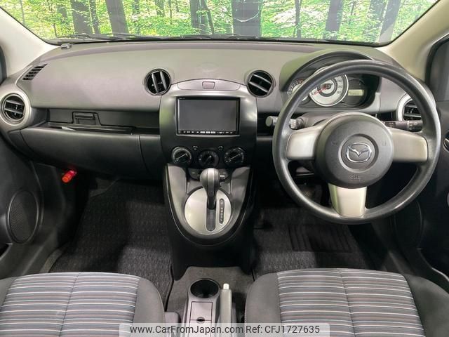 mazda demio 2010 CFJ1727635 image 2
