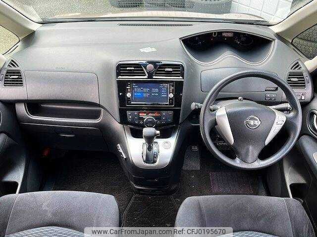 nissan serena 2014 504928-924147 image 1