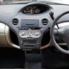 toyota vitz 2004 BD20093A5352 image 9