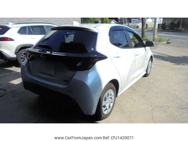 toyota yaris 2023 -TOYOTA 【湘南 502ﾕ3389】--Yaris 6AA-MXPH10--MXPH10-2117775---TOYOTA 【湘南 502ﾕ3389】--Yaris 6AA-MXPH10--MXPH10-2117775- image 2