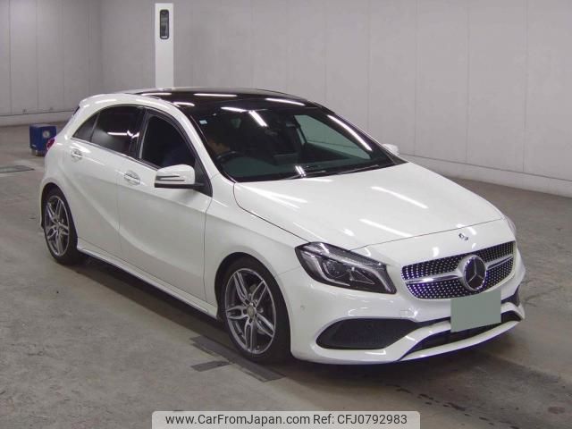 mercedes-benz a-class 2016 quick_quick_DBA-176042_WDD1760422V121370 image 1