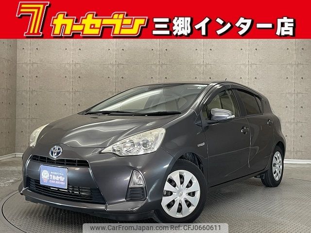 toyota aqua 2013 -TOYOTA--AQUA DAA-NHP10--NHP10-6158910---TOYOTA--AQUA DAA-NHP10--NHP10-6158910- image 1