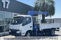 hino dutro 2017 CFJ1348562
