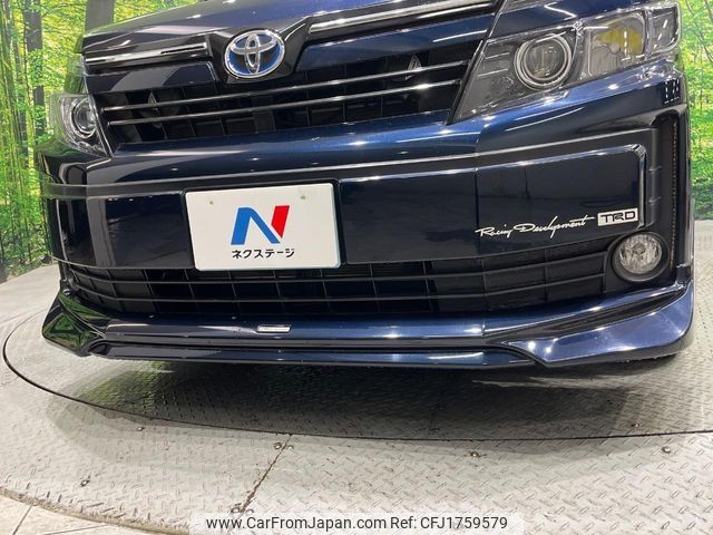 toyota voxy 2014 CFJ1759579 image 2