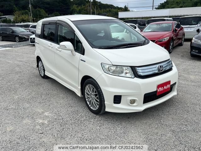 honda freed-spike-hybrid 2012 quick_quick_GP3_GP3-1017957 image 2