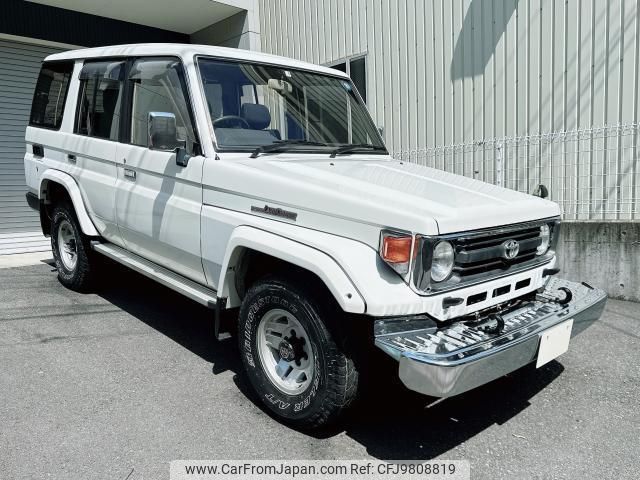 toyota landcruiser-70 1997 quick_quick_KC-HZJ77HV_HZJ77-0008636 image 1