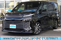 toyota voxy 2022 quick_quick_6AA-ZWR90W_ZWR90-0051953