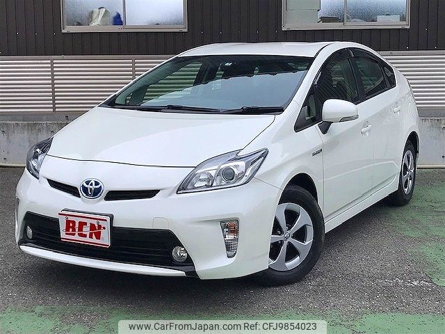 toyota prius 2013 -TOYOTA--Prius DAA-ZVW30--ZVW30-1716030---TOYOTA--Prius DAA-ZVW30--ZVW30-1716030- image 1