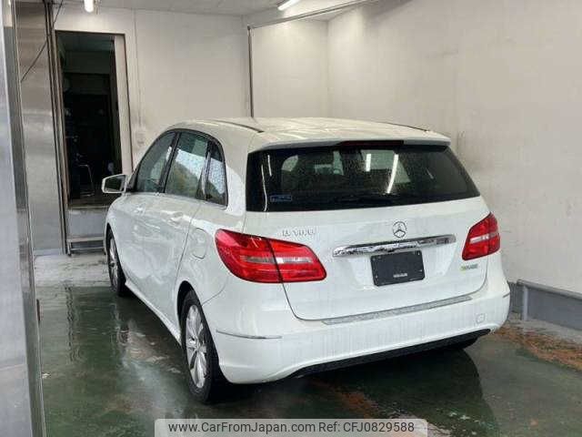 mercedes-benz b-class 2013 -MERCEDES-BENZ--Benz B Class 246242--2J193211---MERCEDES-BENZ--Benz B Class 246242--2J193211- image 2