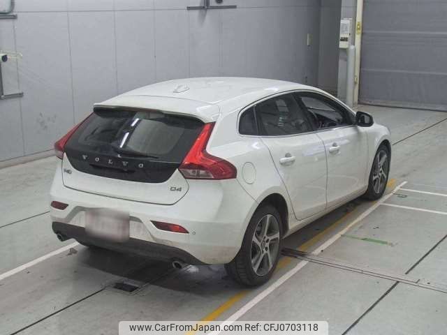 volvo v40 2016 -VOLVO--Volvo V40 LDA-MD4204T--YV1MVA8RDG2322414---VOLVO--Volvo V40 LDA-MD4204T--YV1MVA8RDG2322414- image 2