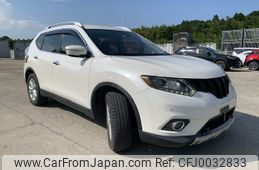 nissan x-trail 2015 NIKYO_QZ59055