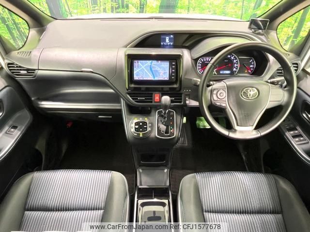 toyota voxy 2015 CFJ1577678 image 2