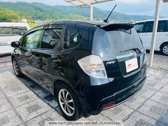 honda fit-hybrid 2013 TE6118 image 1