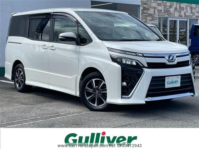 toyota voxy 2017 -TOYOTA--Voxy DBA-ZRR80W--ZRR80-0369625---TOYOTA--Voxy DBA-ZRR80W--ZRR80-0369625- image 1