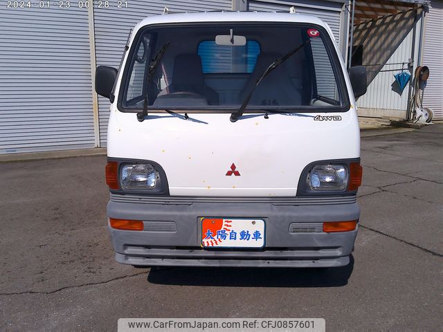 mitsubishi minicab-truck 1995 c476808d13b0779b9c2dde0eb49ed486 image 2