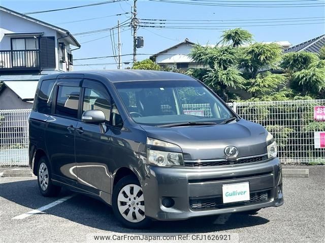 toyota voxy 2012 CFJ1626921 image 1