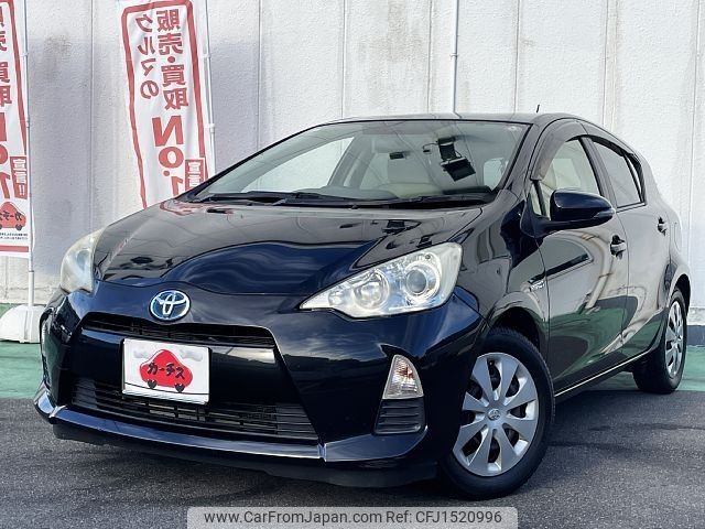toyota aqua 2012 CFJ1520996 image 1