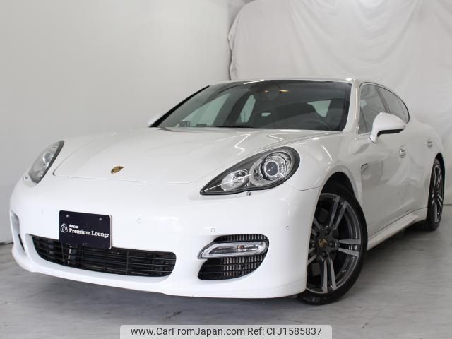 porsche panamera 2011 CFJ1585837 image 1