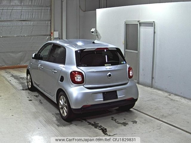smart forfour 2016 CFJ1829831 image 2