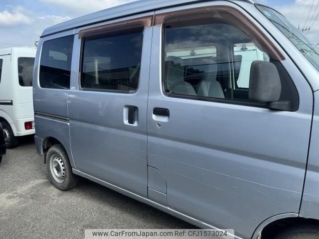 daihatsu hijet-cargo 2010 CFJ1573024 image 2