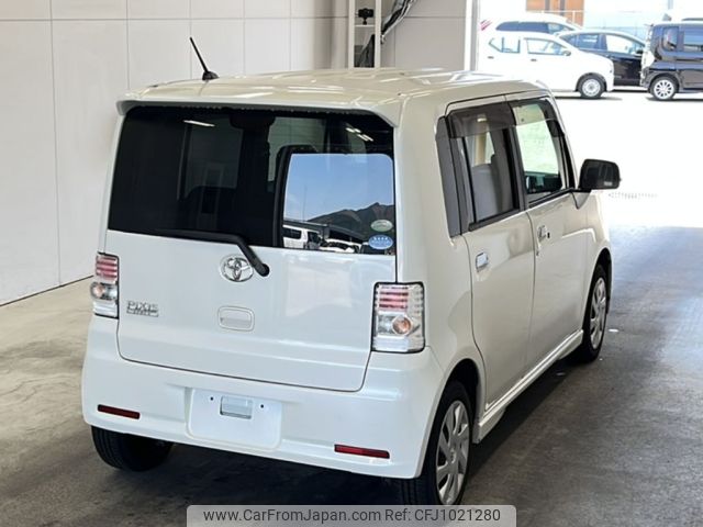 toyota pixis-space 2012 -TOYOTA--Pixis Space L575A-0011806---TOYOTA--Pixis Space L575A-0011806- image 2