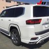 toyota land-cruiser-wagon 2024 CFJ1749673 image 2