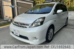 toyota isis 2011 CFJ1692643