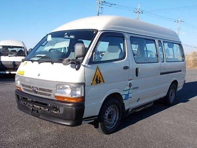 2000 Toyota Hiace Commuter LH184B - Car Price $7,040