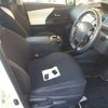 toyota prius-α 2017 CFJ1780526 image 9